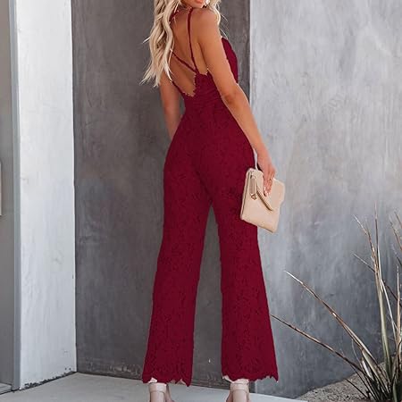 Ärmelloser Jumpsuit mit Spitzendetails
